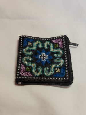 corner-zip-purse-29