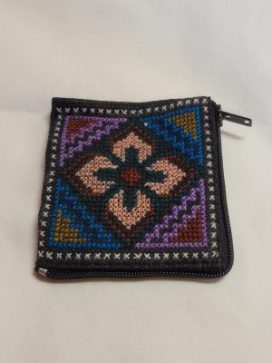 corner-zip-purse-31