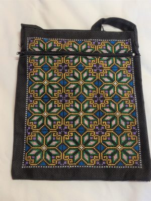 medium-purse-with-strap-3