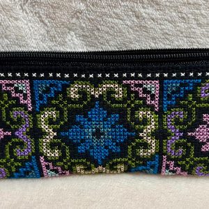 cross-stitch-pencil-holder-8